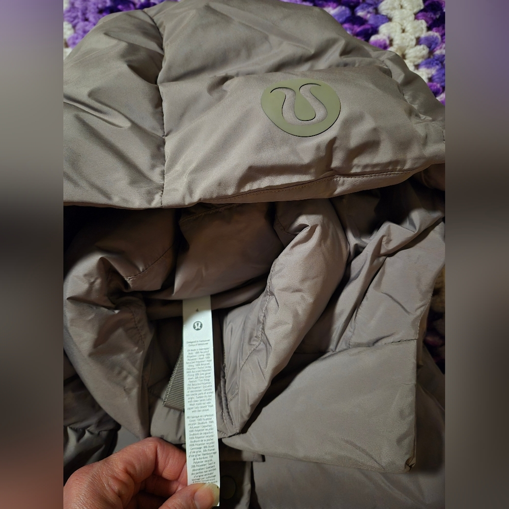 Lululemon Wunder Puff 600 Down Fill Cropped Vest - Picture 3 of 7